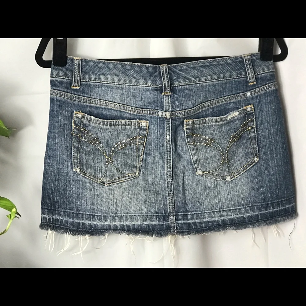 TWENTY ONE distressed stud detail frayed raw hem S